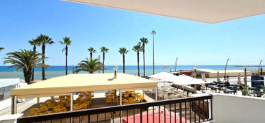 Elegant Oceanfront 3-Bedroom Apartment In Prime Quarteira Location, Property for sale in PP175931