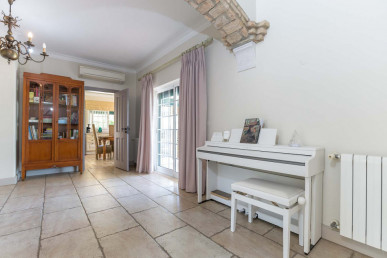 Spectacular 5-Bedroom Villa/Estate - Live In Luxury, Earn In Paradise - Assumadinha, Vilamoura, Property for sale in Vilamoura, Albufeira, PP175979