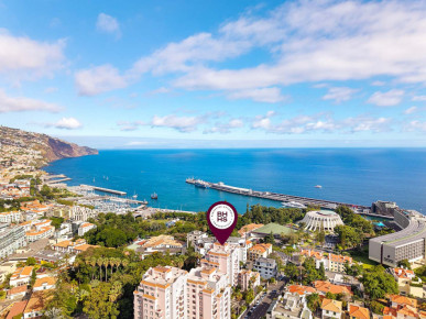 Exclusive 1-Bedroom Apartment in Ilhéus – Comfort and Elegance in the Heart of Funchal, Property for sale in PP175999