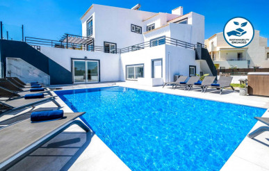 Stunning 5+2 Bedroom Villa With Sea Views In Pêra Near Alcantarilha, Property for sale in Silves, Faro, PP174990