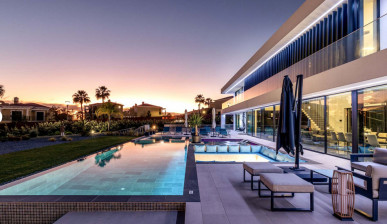 Modern Home with Sea Views, Property for sale in PP175588