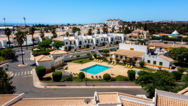 Great 2-Bedroom Apartment With Large Private Terrace And Communal Pool, Property for sale in Albufeira, Faro, PP174144