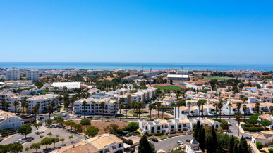 Great 2-Bedroom Apartment With Large Private Terrace And Communal Pool, Property for sale in Albufeira, Faro, PP174144