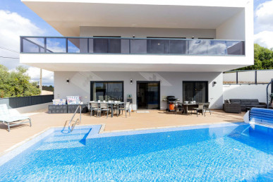 Exceptional Contemporary Villa In Monte Canelas, Portimão, Property for sale in Mexilhoeira Grande, Portimão, PP176123