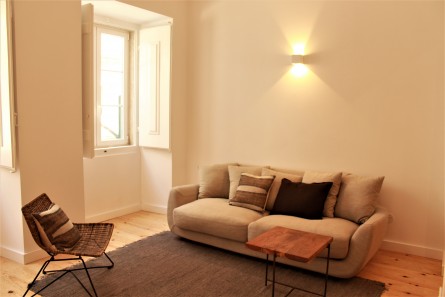 Santos - Janelas Verdes, Property for sale in Santos, Lisbon, PW447