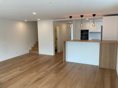 House T4 triplex located next to the City Park, Porto, Property for sale in DL21812