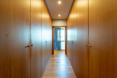 Exclusive 8+2 Bedroom House with Garden and Terraces, Property for sale in DL22756