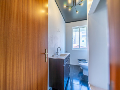 5 bedroom villa with garden, swimming pool on a plot of 1560 m2 in Alto da Barra in Oeiras, Property for sale in DL24573