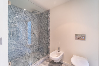 4 bedroom duplex flat in Foz Velha, Property for sale in DL24677