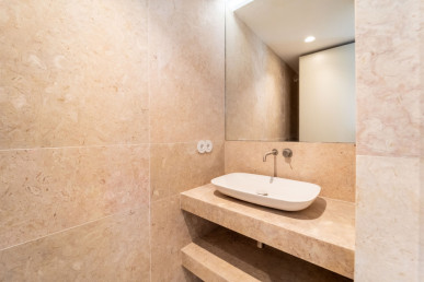 2 bedroom duplex apartment with river view in Vila Nova de Gaia, Property for sale in DL25603