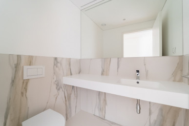 New 2 bedroom flat with balcony, river and garden view, Property for sale in DL26531