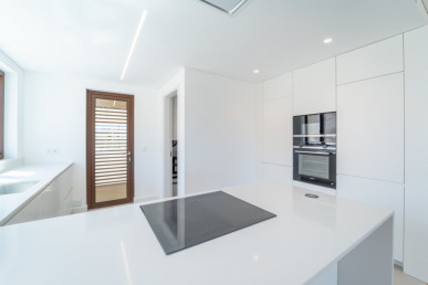 Apartamento T2 novo com varanda vista rio, Property for sale in DL26530