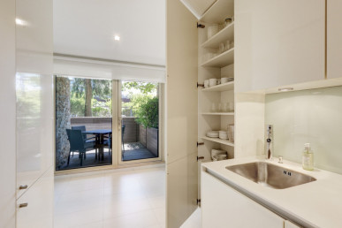 1+1 bedroom flat with garden, located in Tróia, Arrábida, Property for sale in DL27276