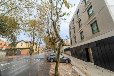 4 bedroom apartment with terrace and garden, in Foz do Douro, Property for sale in DL28871