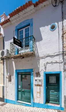 2-storey building with approved project in the ARU area of Alcácer do Sal., Property for sale in DL32199