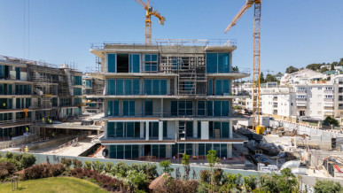 2 bedroom flat with 148m2 of private gross area, in Cascais, Property for sale in DL33314