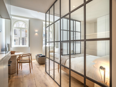 Furnished 1 bedroom flat with AL in Foz Douro, Property for sale in DL33014