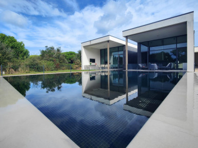 6 bedroom villa with swimming pool in Muda, Comporta, Property for sale in DL33575