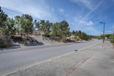 Plot of land, in the La Reserve subdivision, Carvalhal, Property for sale in DL33979