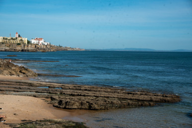 5 bedroom flat, under construction 200m from Tamariz beach, Property for sale in DL33851