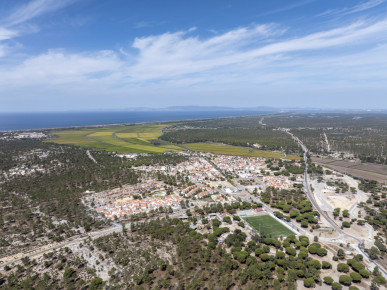 Plot of land inserted in the La Reserve development, Carvalhal, Property for sale in DL33868