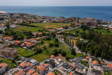 2 bedroom flat with balcony and garage, in Lavadores, Property for sale in DL35061