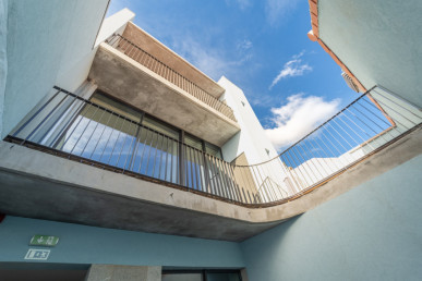 Mártires da Liberdade Porto, Property for sale in DL25585