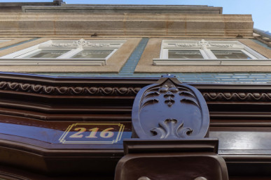 Mártires da Liberdade Porto, Property for sale in DL25585