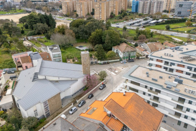 Prelada Gardens, Property for sale in DL30906