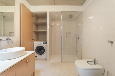 Padre Cruz 64, Property for sale in DL32566