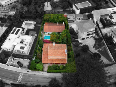 Villas on a plot of 1,000 m2, with swimming pool, in Caxias, Property for sale in DL35378