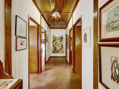 Land of 1,000 m2 with two villas, with swimming pool, in Caxias, Property for sale in DL35747