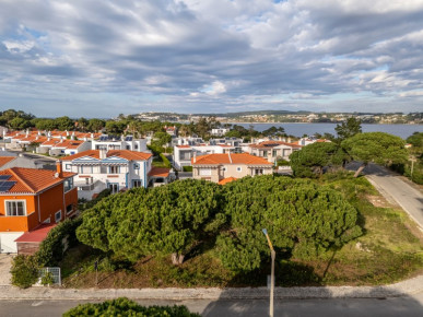Plot just 300 meters from Óbidos Lagoon, Property for sale in BL1286