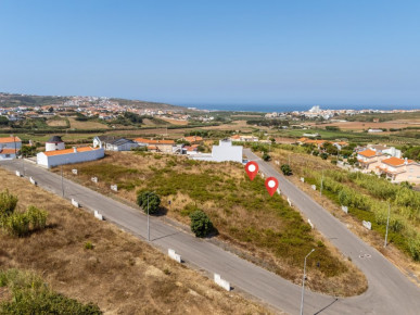 Building plots with sea views near Praia da Areia Branca, Property for sale in BL1279