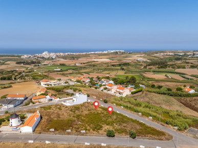 Building plots with sea views near Praia da Areia Branca, Property for sale in BL1279