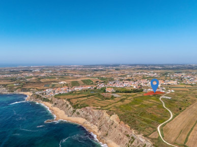 Plot of land with construction potential in São Bernardino - Peniche, Property for sale in Peniche, Peniche, BL1258