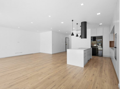 3 bedroom flat in the centre of Lourinhã, near the beaches, Property for sale in BL1260-A