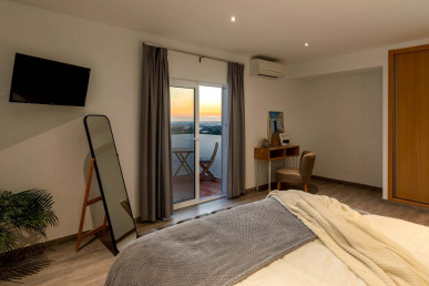 Vila Vale Mouro – Luxury Villa With Traditional Charm And Panoramic Views, Property for sale in Conceição e Estoi, Faro, PP175907