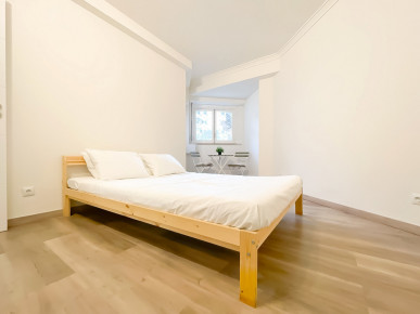 Fully renovated 2 bedroom flat with AL license, in Jamor, Property for sale in DL36108