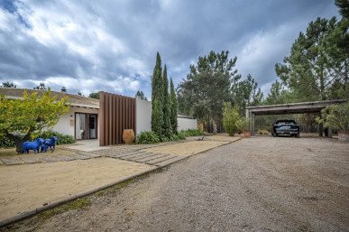 3 bedroom villa, with swimming pool and private garden in Grândola, Property for sale in DL36136