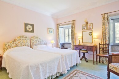 5 bedroom Property in Barcelos, Property for sale in JL-51642