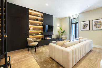 1 bedroom Property in Lisbon, Property for sale in JL-58116