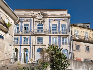 Palácio Fervença, Property for sale in JL-PF