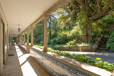 10 bedroom Property in Sintra, Property for sale in JL-67057