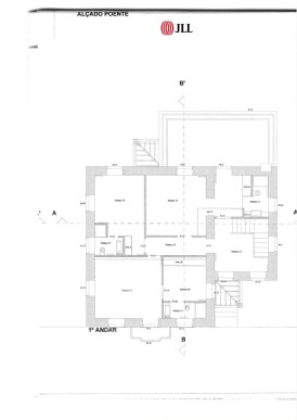 5 bedroom Property in Vila Nova de Gaia, Property for sale in JL-73932