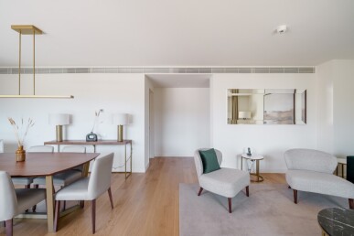 2 bedroom Property in Cascais, Property for sale in JL-82353