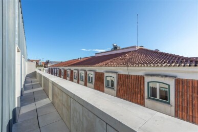 3 bedroom Property in Lisbon, Property for sale in JL-82996