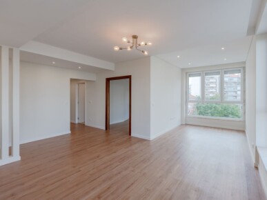 2 bedroom Property in Lisbon, Property for sale in JL-85524