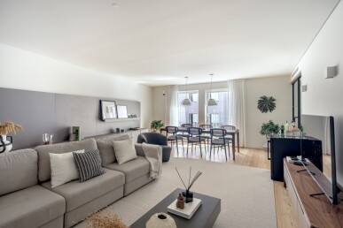 3 bedroom Property in Lisbon, Property for sale in JL-86352