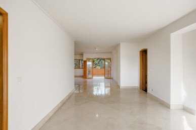 3 bedroom Property in Cascais, Property for sale in JL-86662